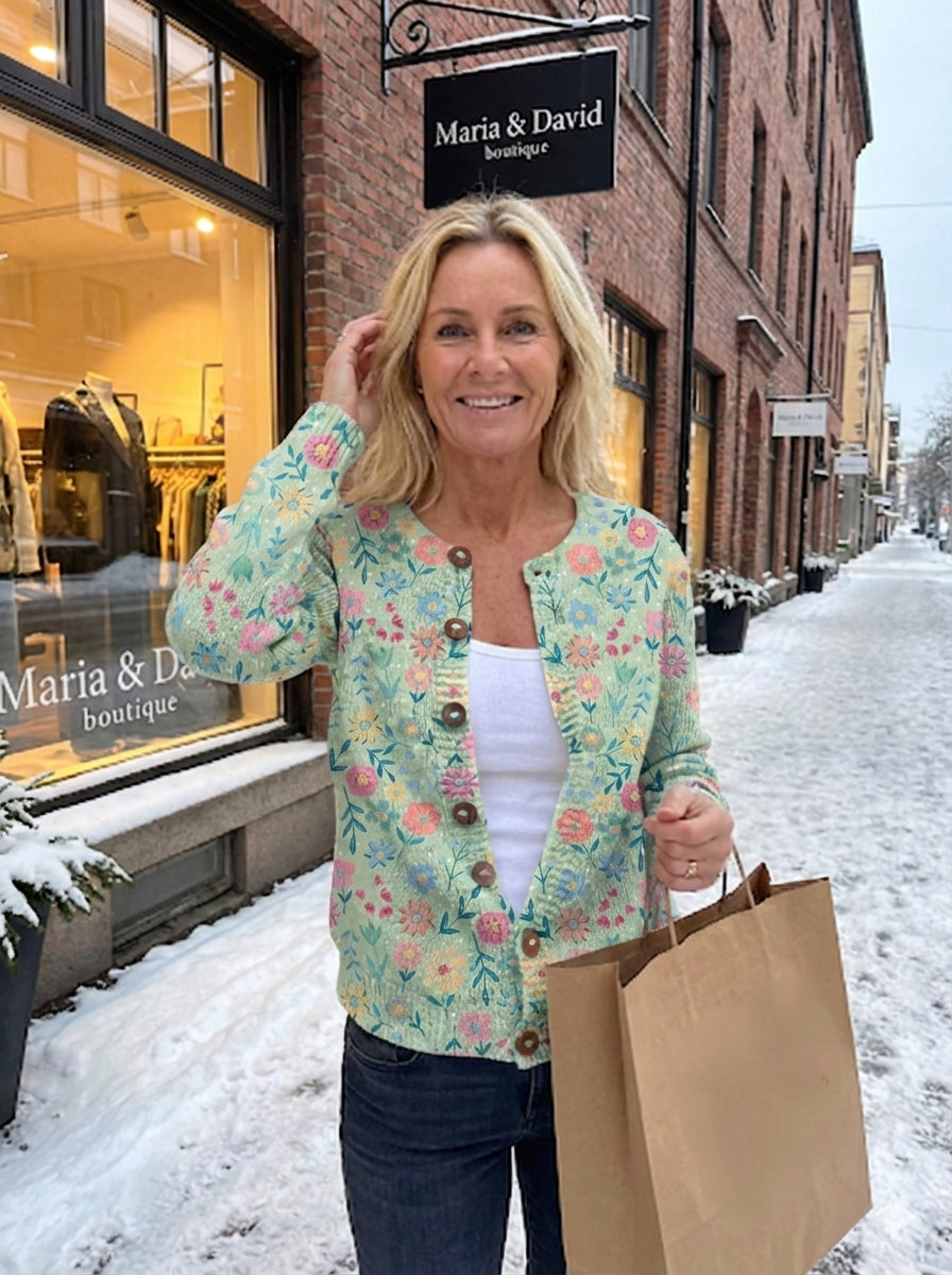 Suéter tipo cárdigan con botones y estampado floral de campo de verano