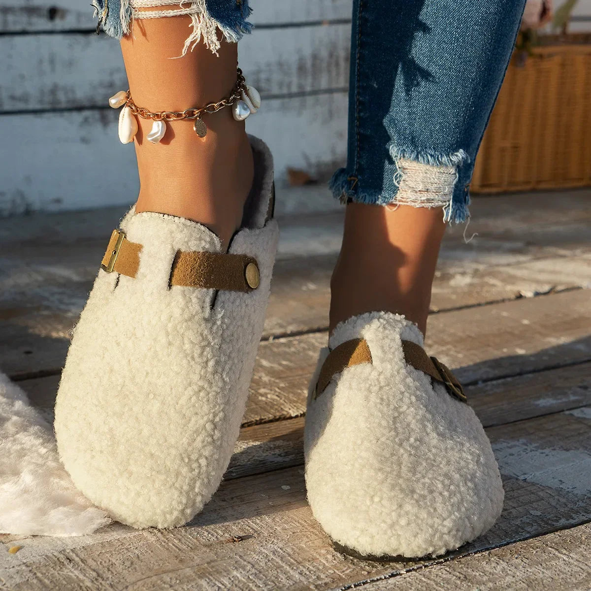 Women Cozy Slip-On Slippers