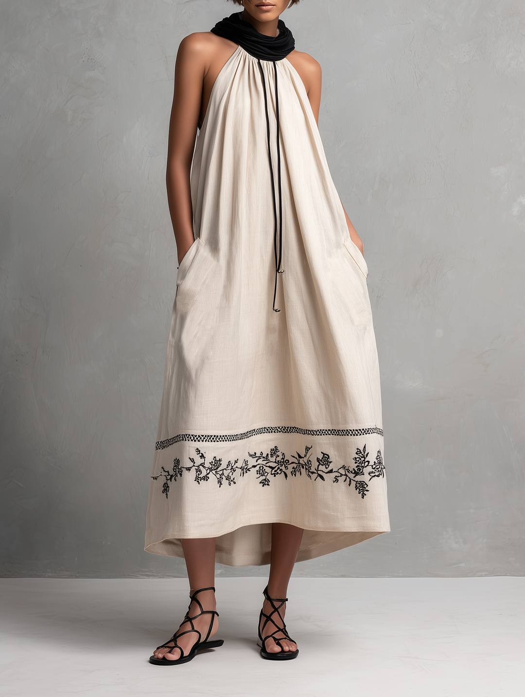 Women's Minimalist Color-Block Sleeveless Maxi Dress With Embroidered Hem