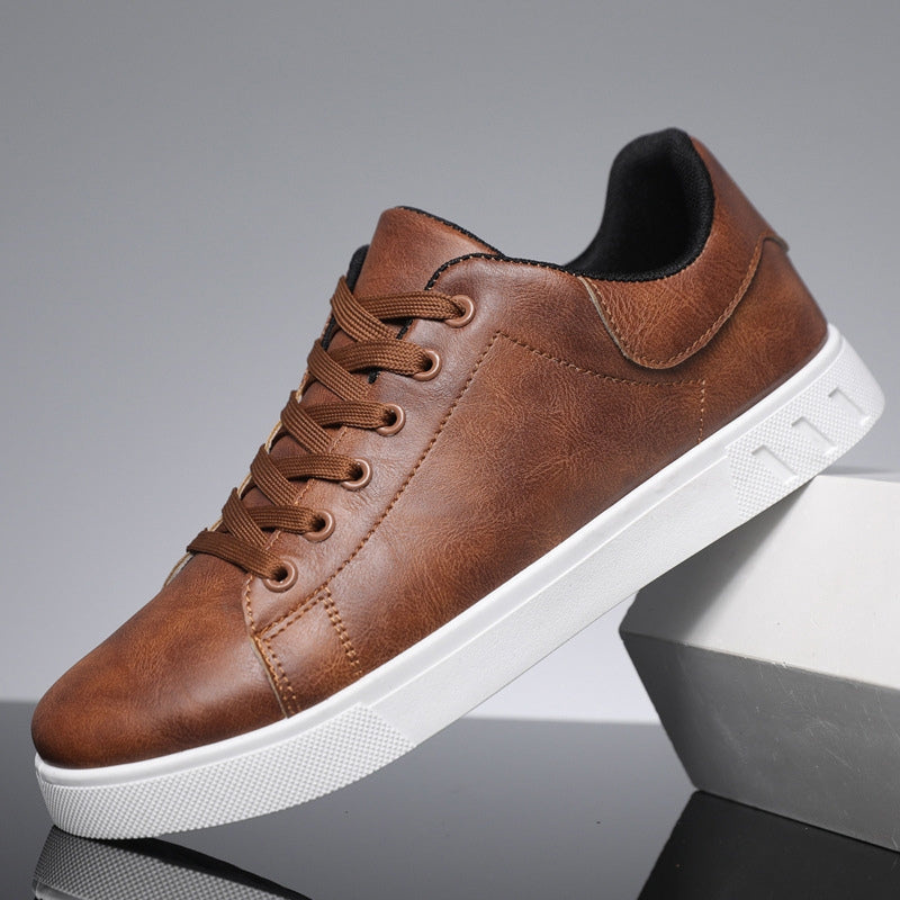 Men’s Classic Lace Up Low Top Sneakers