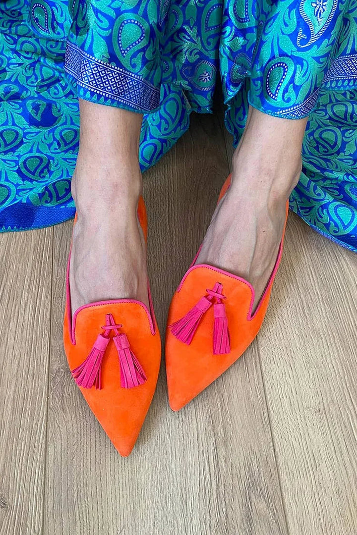 REAL LEATHER LOAFER WITH ELEGANT TASSELS