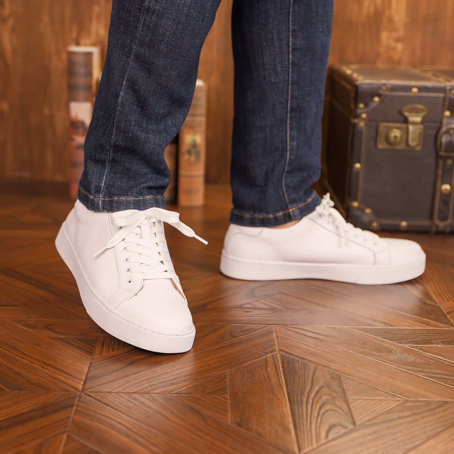 Classic Low-Top Shoes