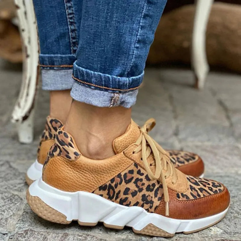 Ember | Cómodas zapatillas de leopardo