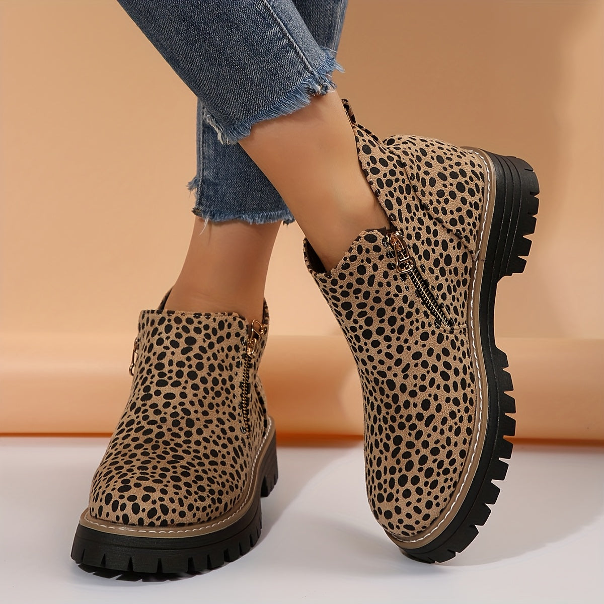 Raely | Orthopedic Boots