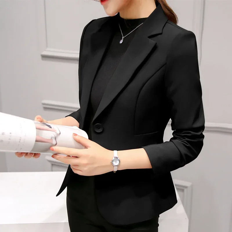 Clara | Blazer de oficina ajustado a medida para mujer 
