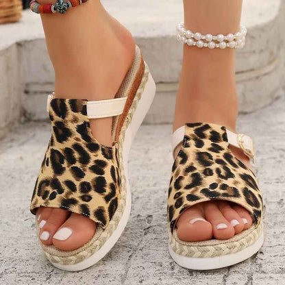 Aveline™ | Sandalias de cuña con estampado de leopardo