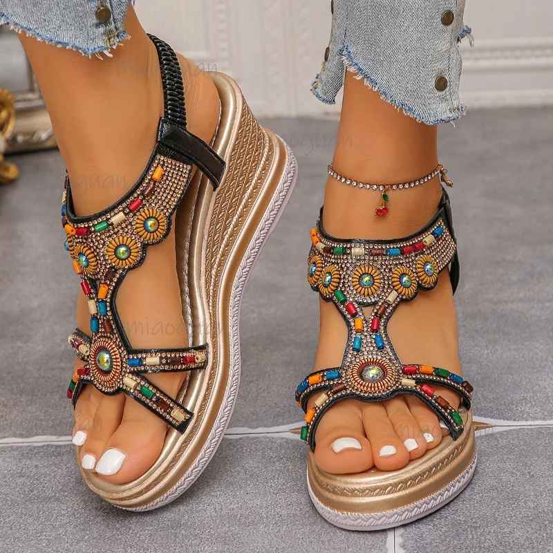 Belvara™ | Sandalias de plataforma bohemias con cuentas