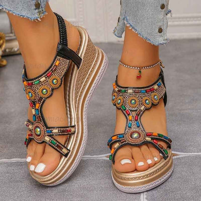 Belvara™ | Sandalias de plataforma bohemias con cuentas