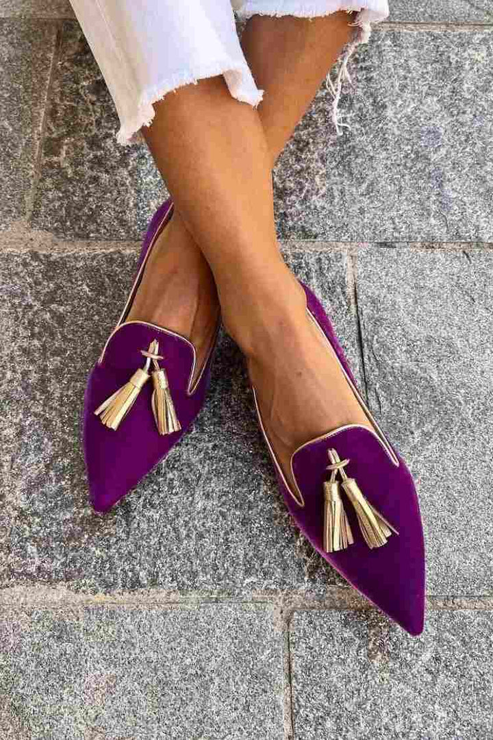 REAL LEATHER LOAFER WITH ELEGANT TASSELS