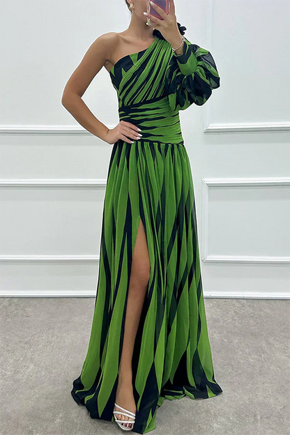 Shiloh - Elegante vestido maxi a rayas con un hombro