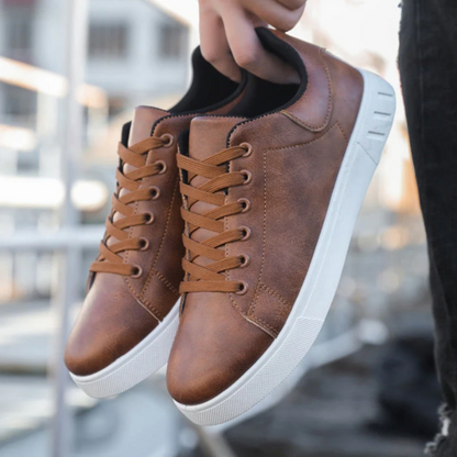 Men’s Classic Lace Up Low Top Sneakers