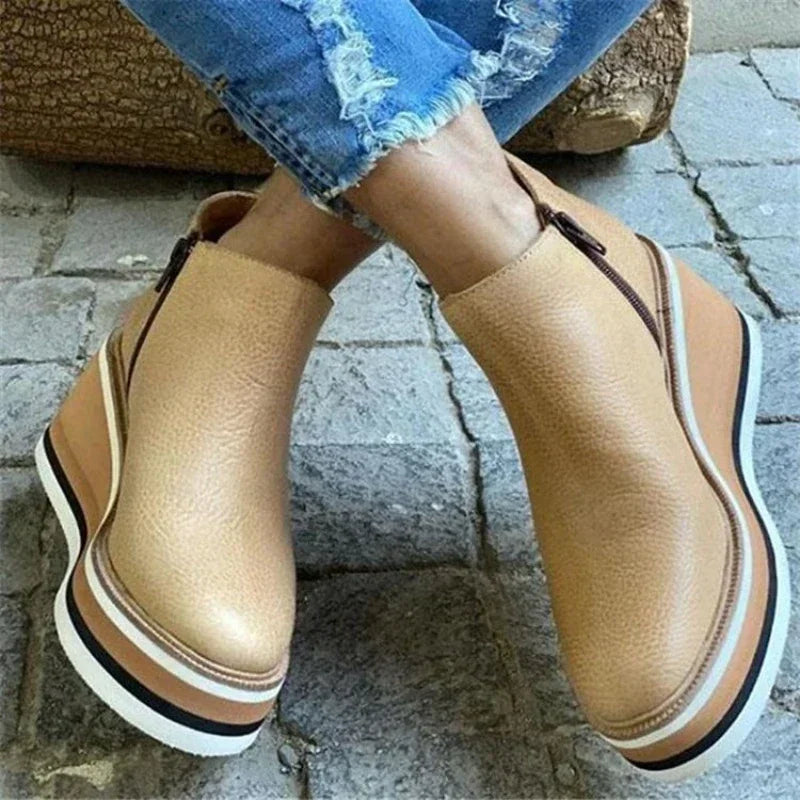 Women’s Winter Platform Chelsea Boots