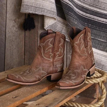 Women’s Western Embroidered Cowboy Boots