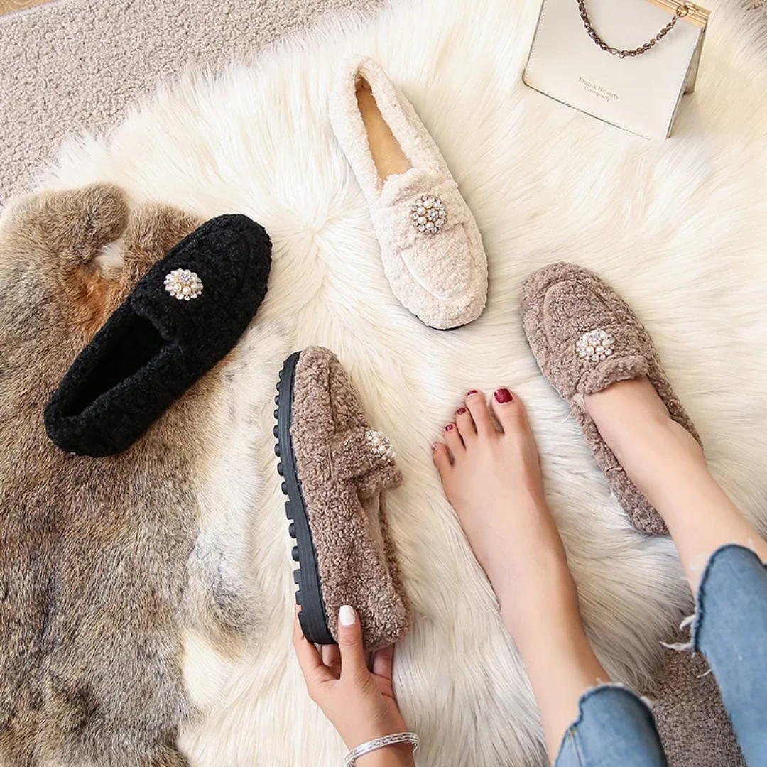 ALBA | Mocasines cómodos sin cordones con perlas 