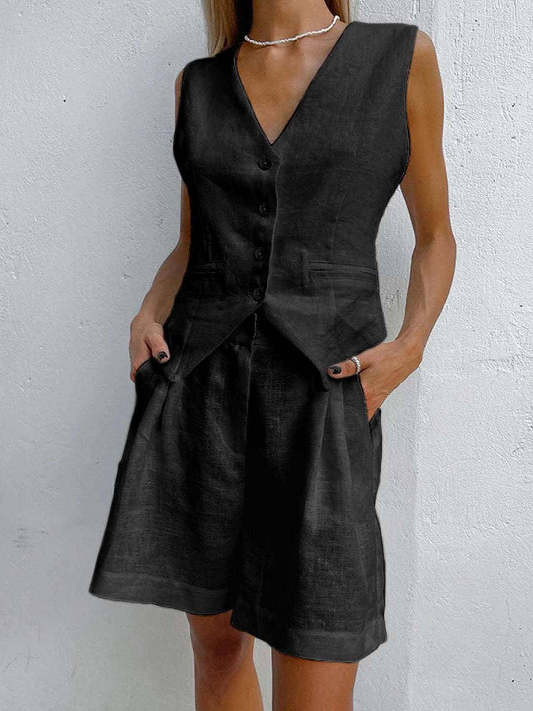 Calista™ | Linen Sleeveless Top with Airy Shorts