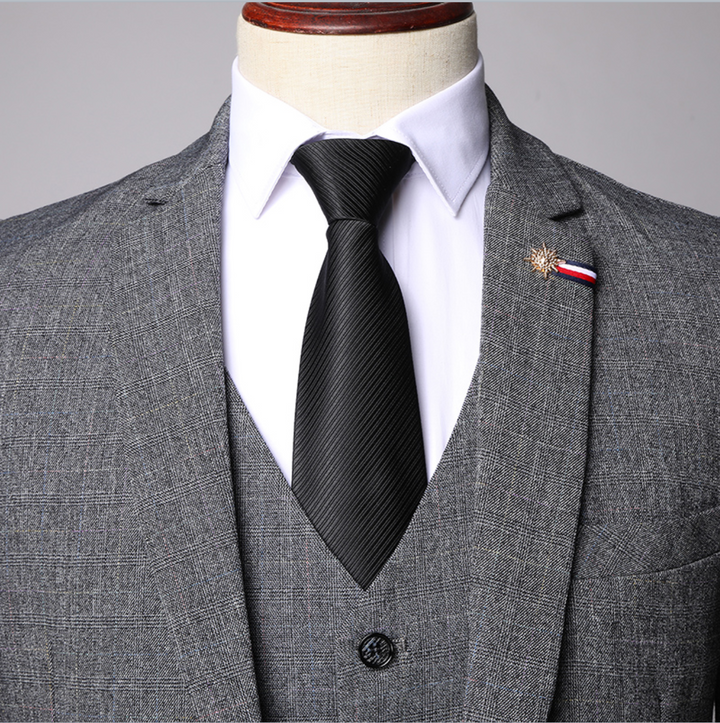 Classic Slim Fit 3-Piece Suit