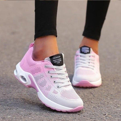 Women’s Trendy Athletic Style Running Shoes