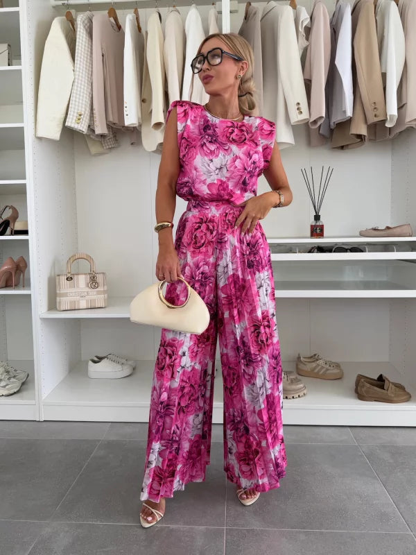 Daisy | Chic Women’s Set with Pleated Trousers and Top