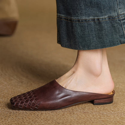 Mules de cuero genuino Helma