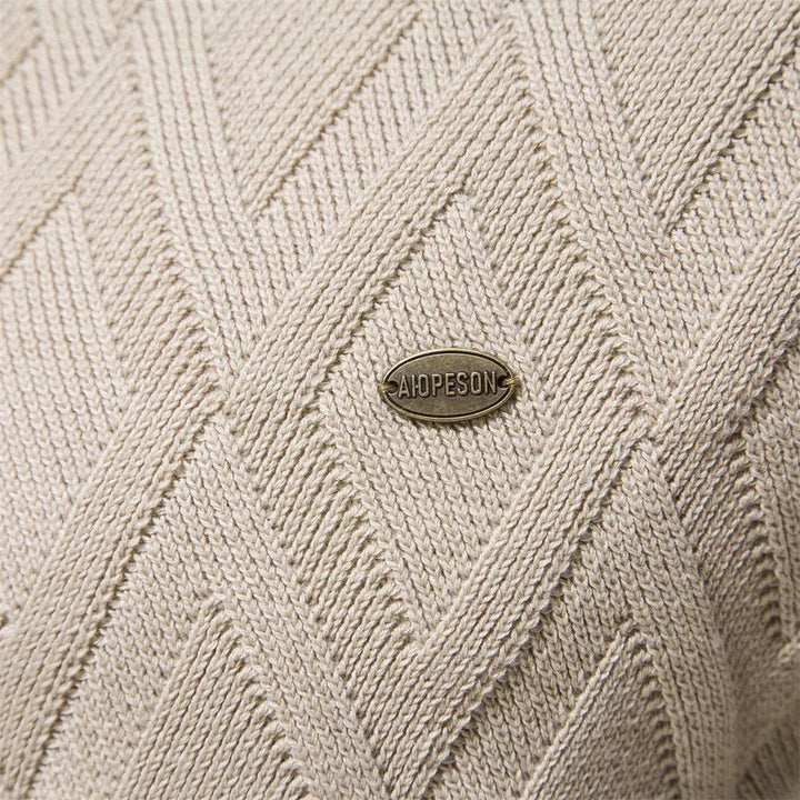 Men's Sweater with Diamond Pattern