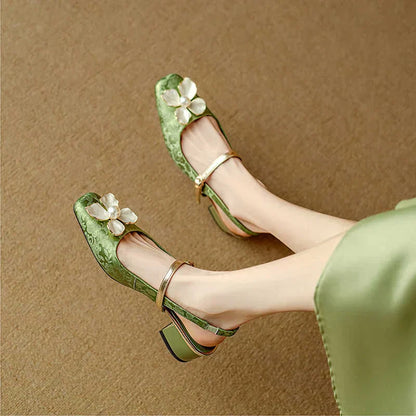 Zapatos de tacón Genine con pulsera trasera