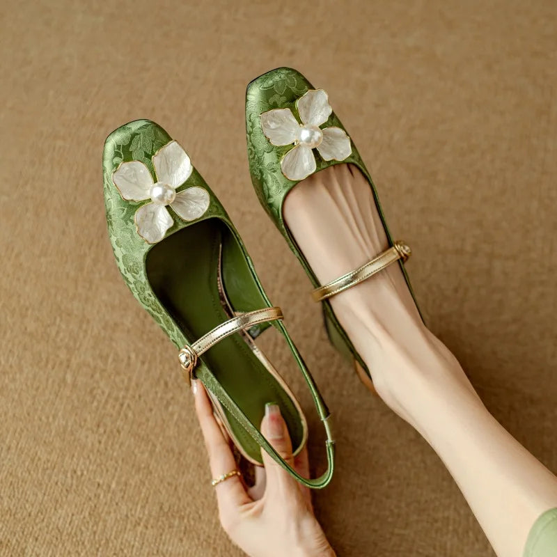 Zapatos de tacón Genine con pulsera trasera