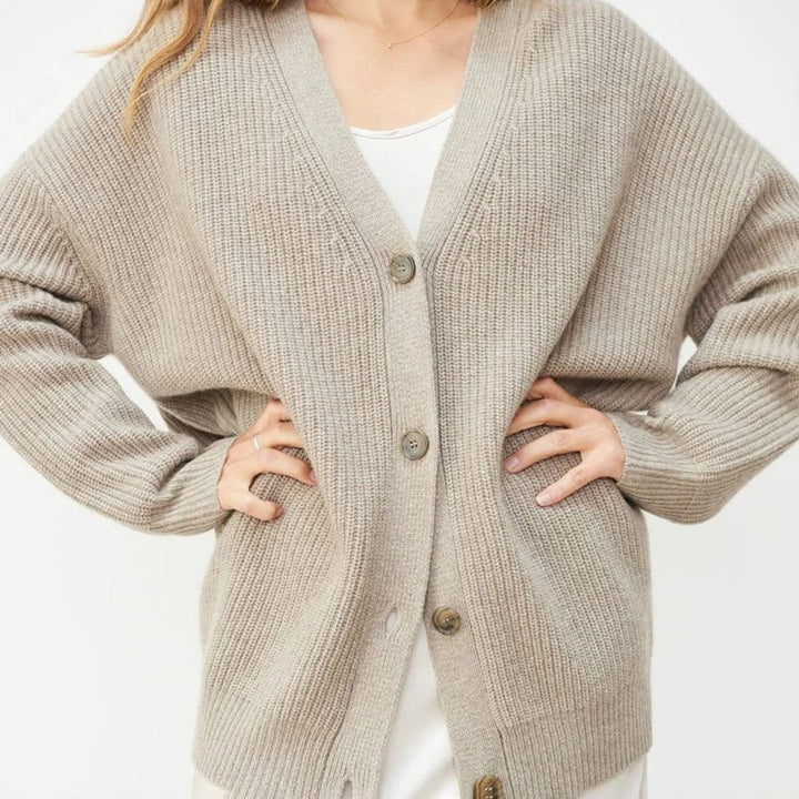 Women’s Cozy Loose-Fit Long Sleeve Winter Cardigan