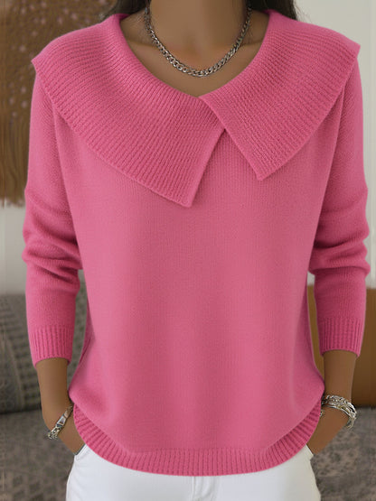 Elegant Sweater with Soft Collar