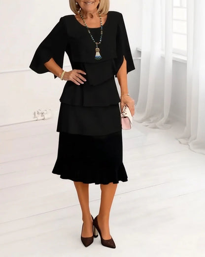 Elegante Vestido con Volantes y Cuello Redondo