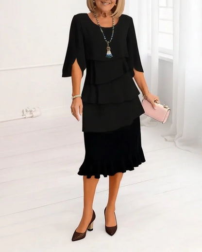 Elegante Vestido con Volantes y Cuello Redondo