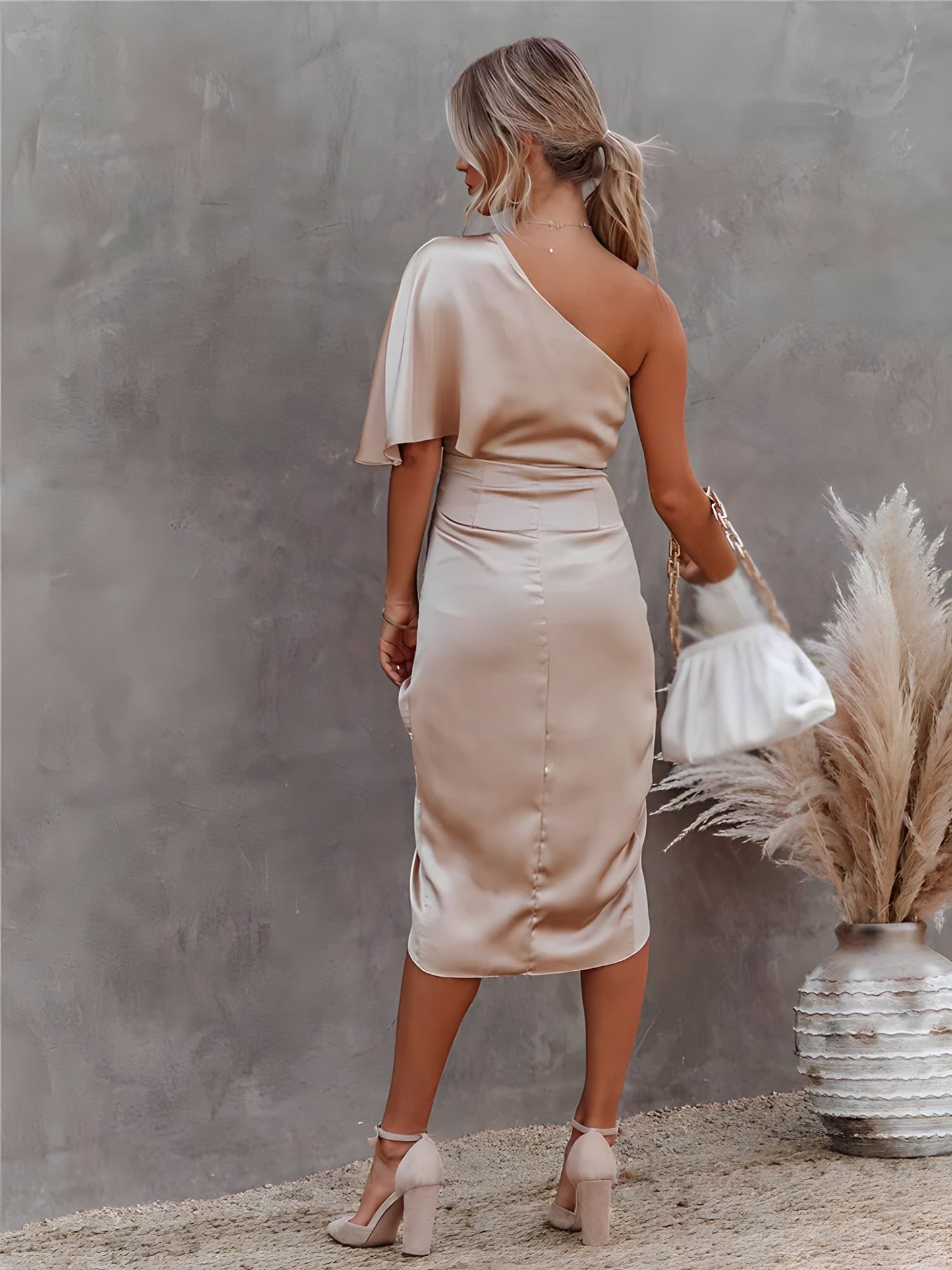 Ava | Vestido midi cruzado de un solo hombro para mujer
