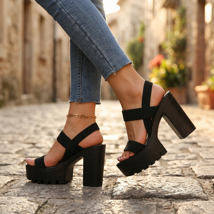 Veluna™ – Chunky Platform Heel Sandals