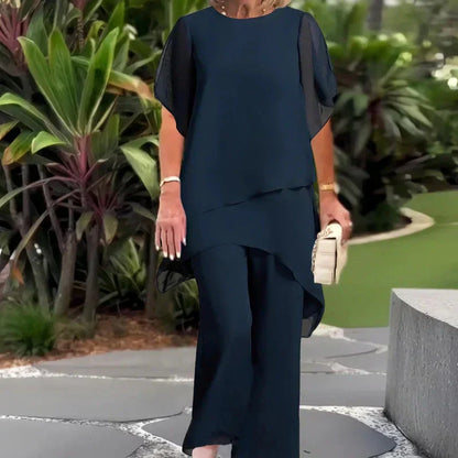 Traje con pantalón palazzo drapeado