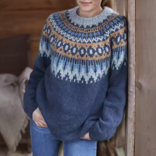 Xanthe – Winter Sweater with Nordic Pattern on the Shoulders